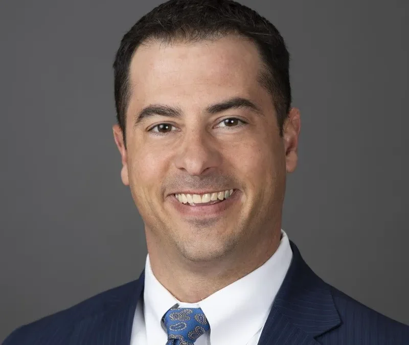 aDVISORS-Mark